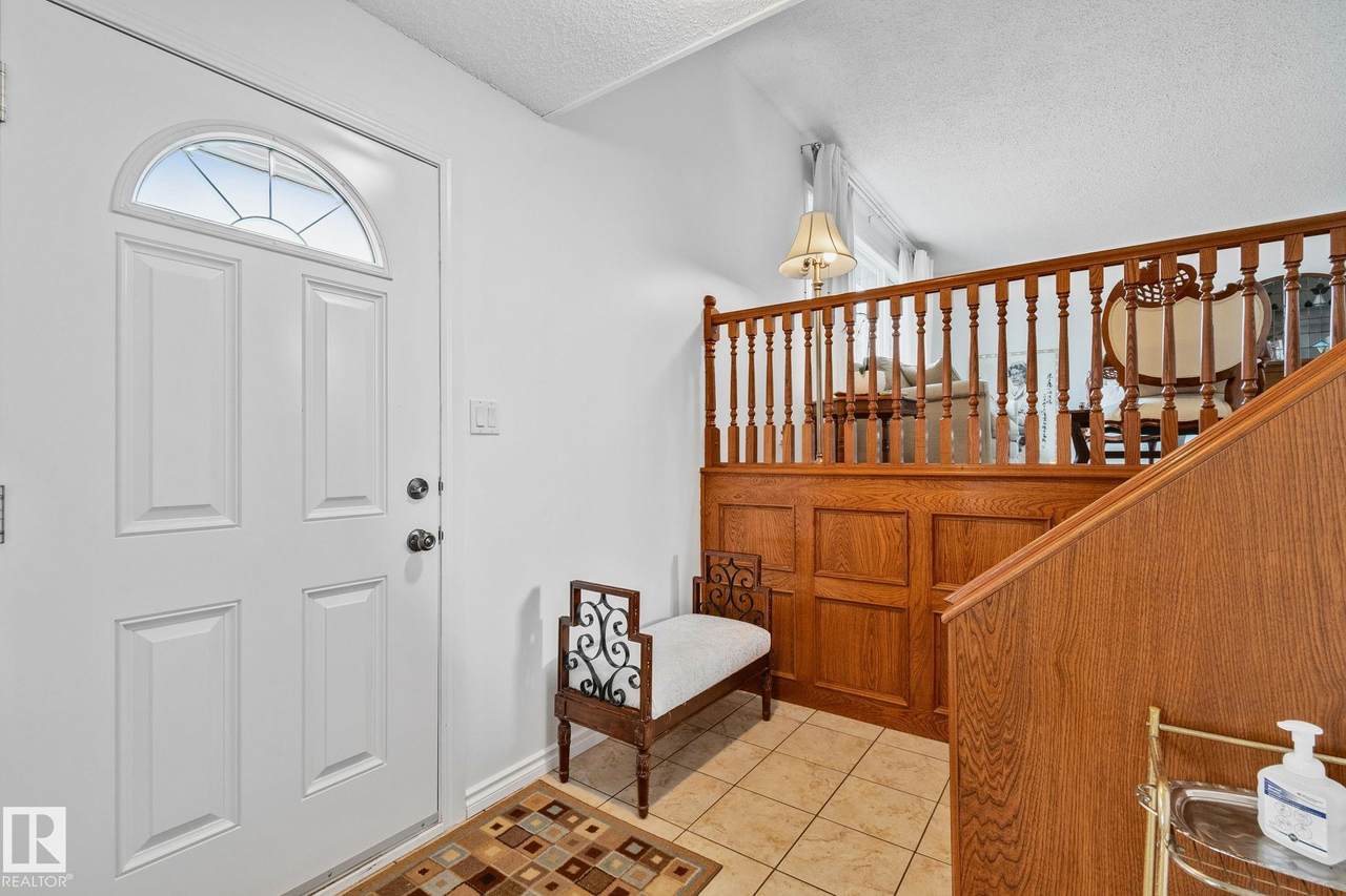 https://bt-photos.global.ssl.fastly.net/alberta/1280_boomver_1_E4497739-2.jpg