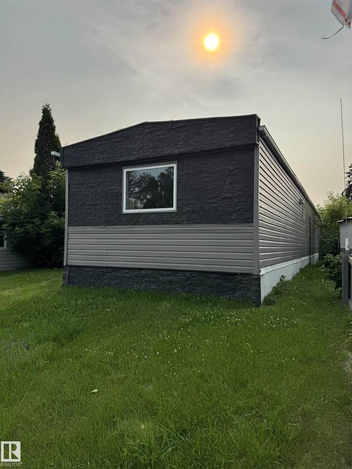 543 Evergreen Street - Photo 1