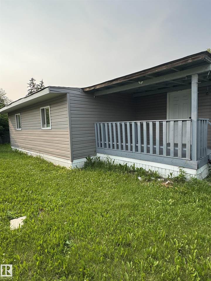 https://bt-photos.global.ssl.fastly.net/alberta/1280_boomver_1_E4497744-2.jpg