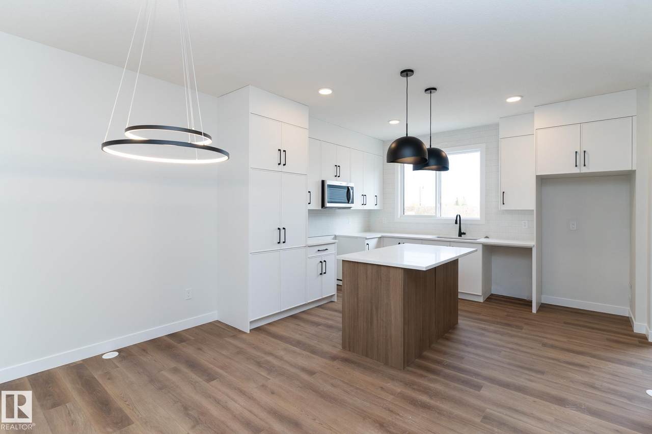 3319 Roy Brown Way - Photo 1
