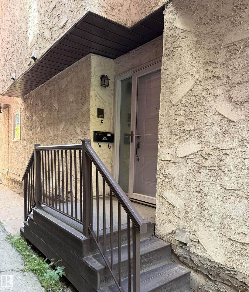10344A 121 Street - Photo 1