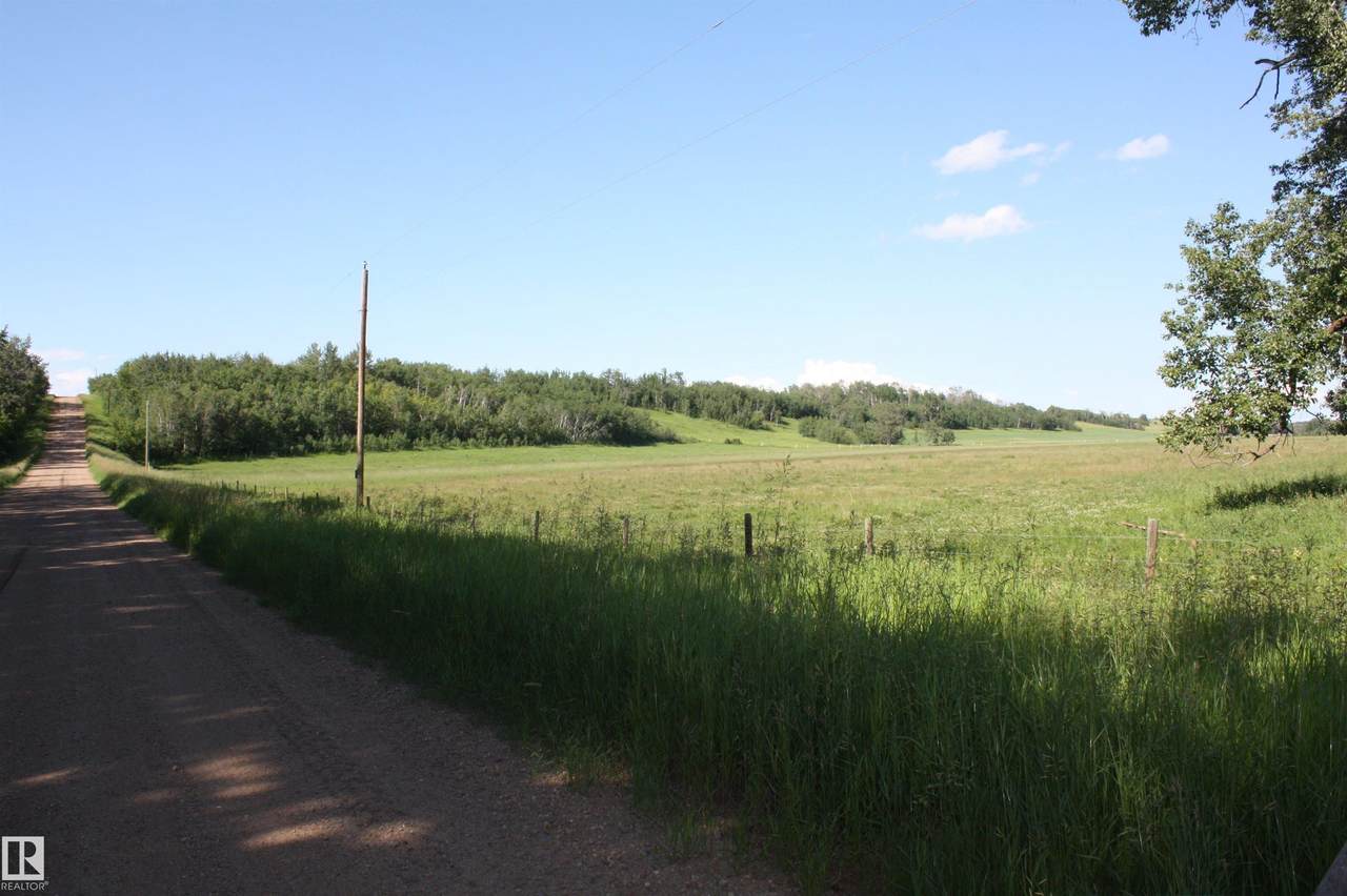 https://bt-photos.global.ssl.fastly.net/alberta/1280_boomver_1_E4498488-2.jpg