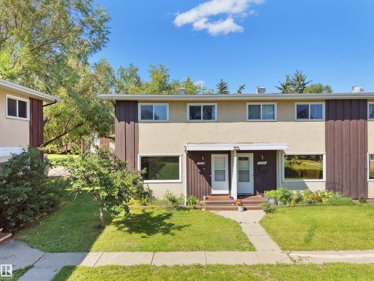 10446 55 Avenue - Photo 1