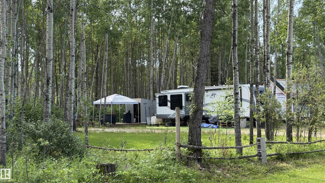 https://bt-photos.global.ssl.fastly.net/alberta/1280_boomver_1_E4499429-2.jpg