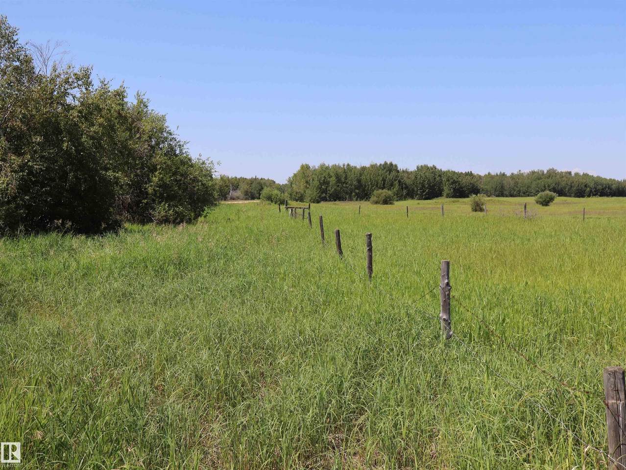 Twp. Rd. 572 Hwy 33 - Photo 1