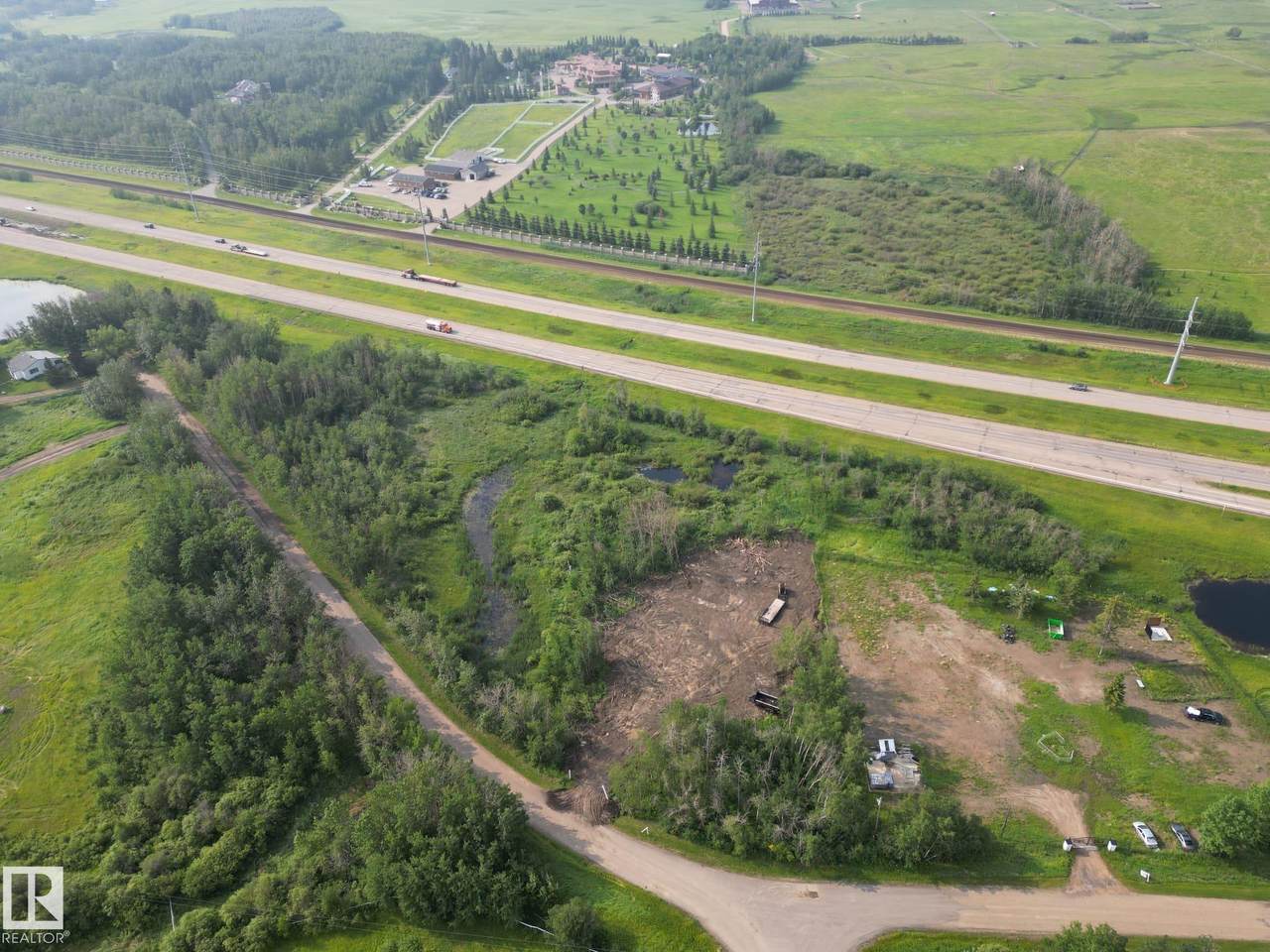 https://bt-photos.global.ssl.fastly.net/alberta/1280_boomver_1_E4500166-2.jpg