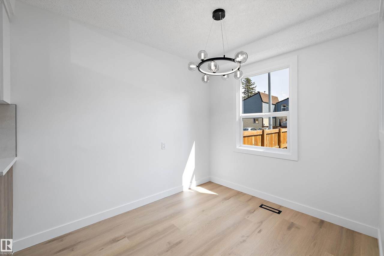 https://bt-photos.global.ssl.fastly.net/alberta/1280_boomver_1_E4500413-2.jpg