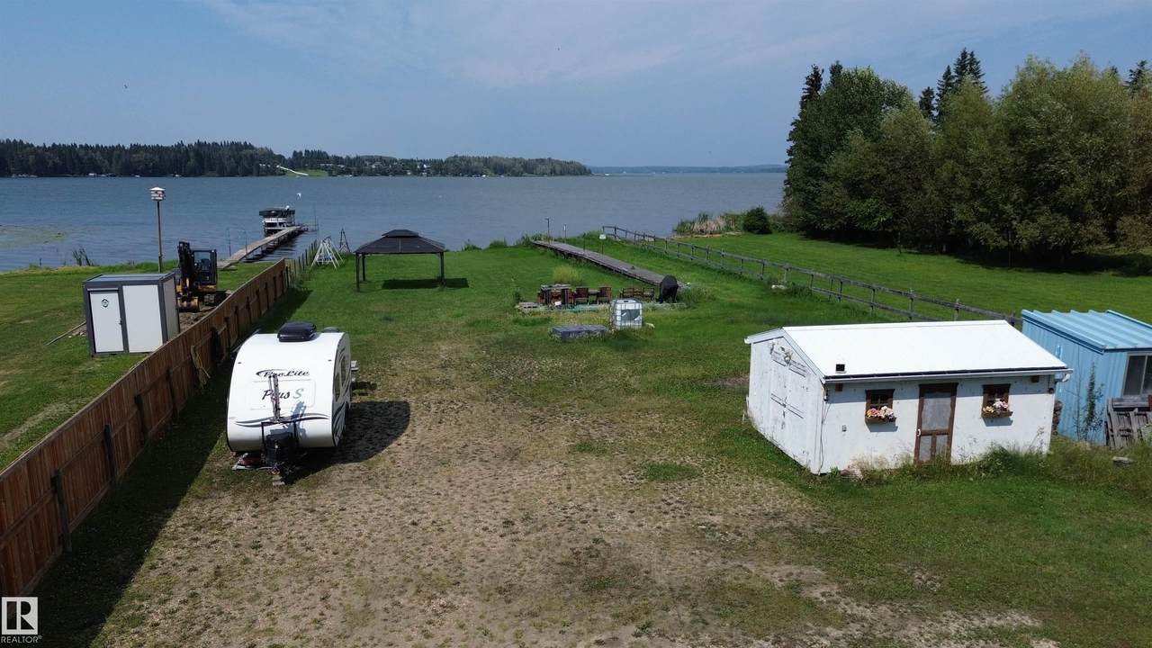 306 Lakeshore Drive - Photo 1