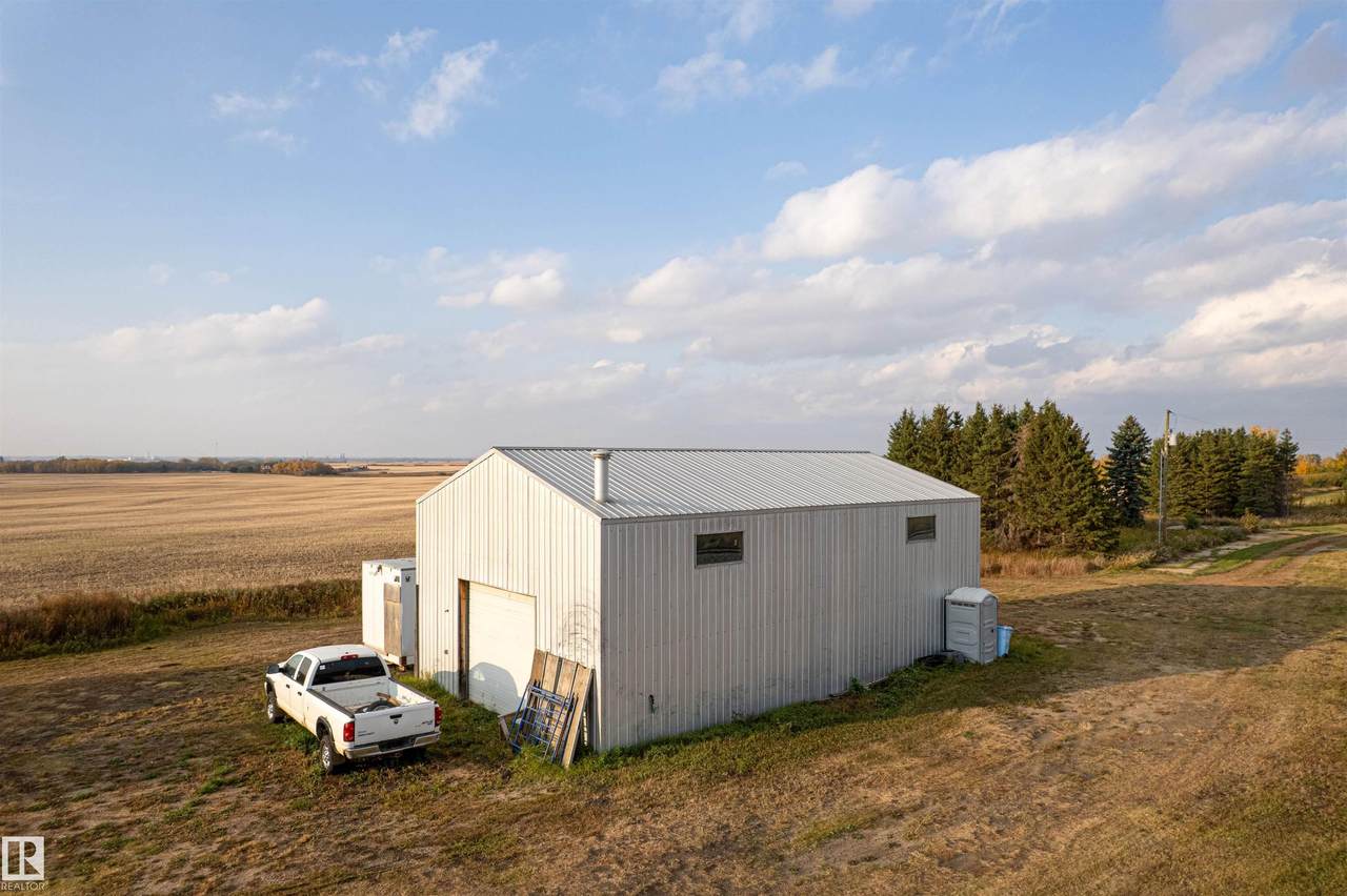 https://bt-photos.global.ssl.fastly.net/alberta/1280_boomver_1_E4501590-2.jpg