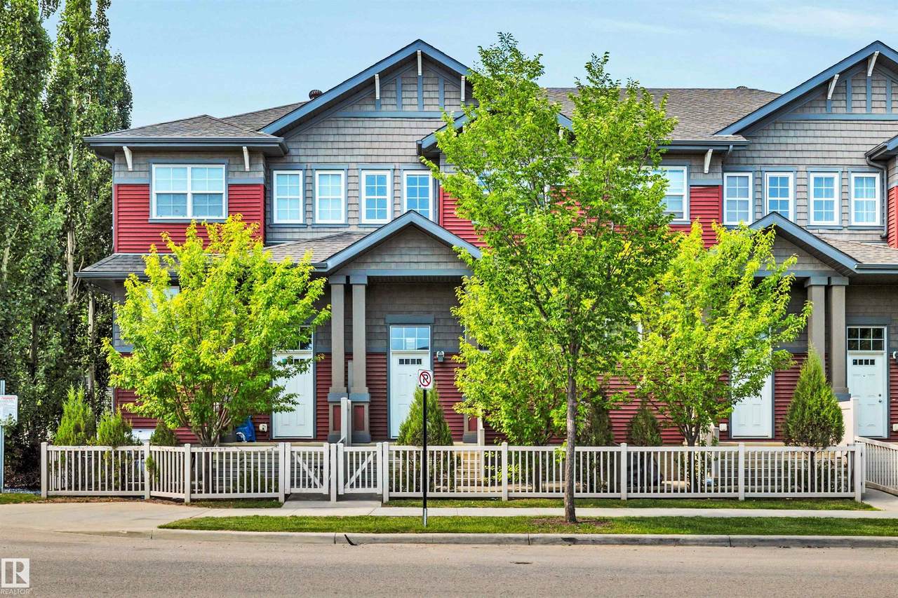 571 Orchards Boulevard - Photo 1
