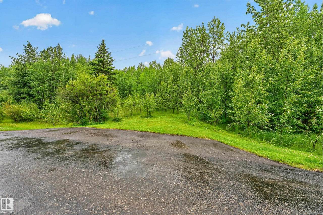 https://bt-photos.global.ssl.fastly.net/alberta/1280_boomver_1_E4501766-2.jpg