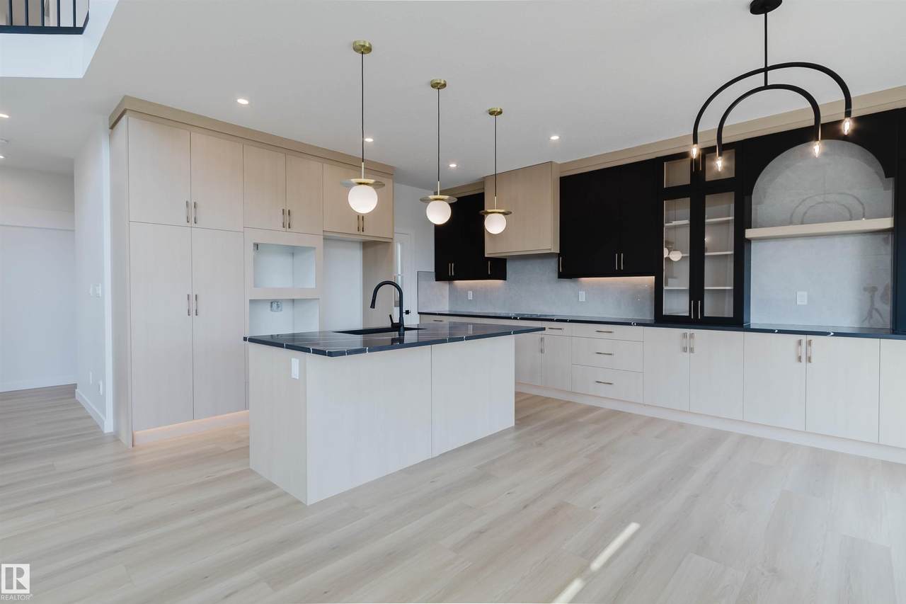 3327 Chernowski Way - Photo 1