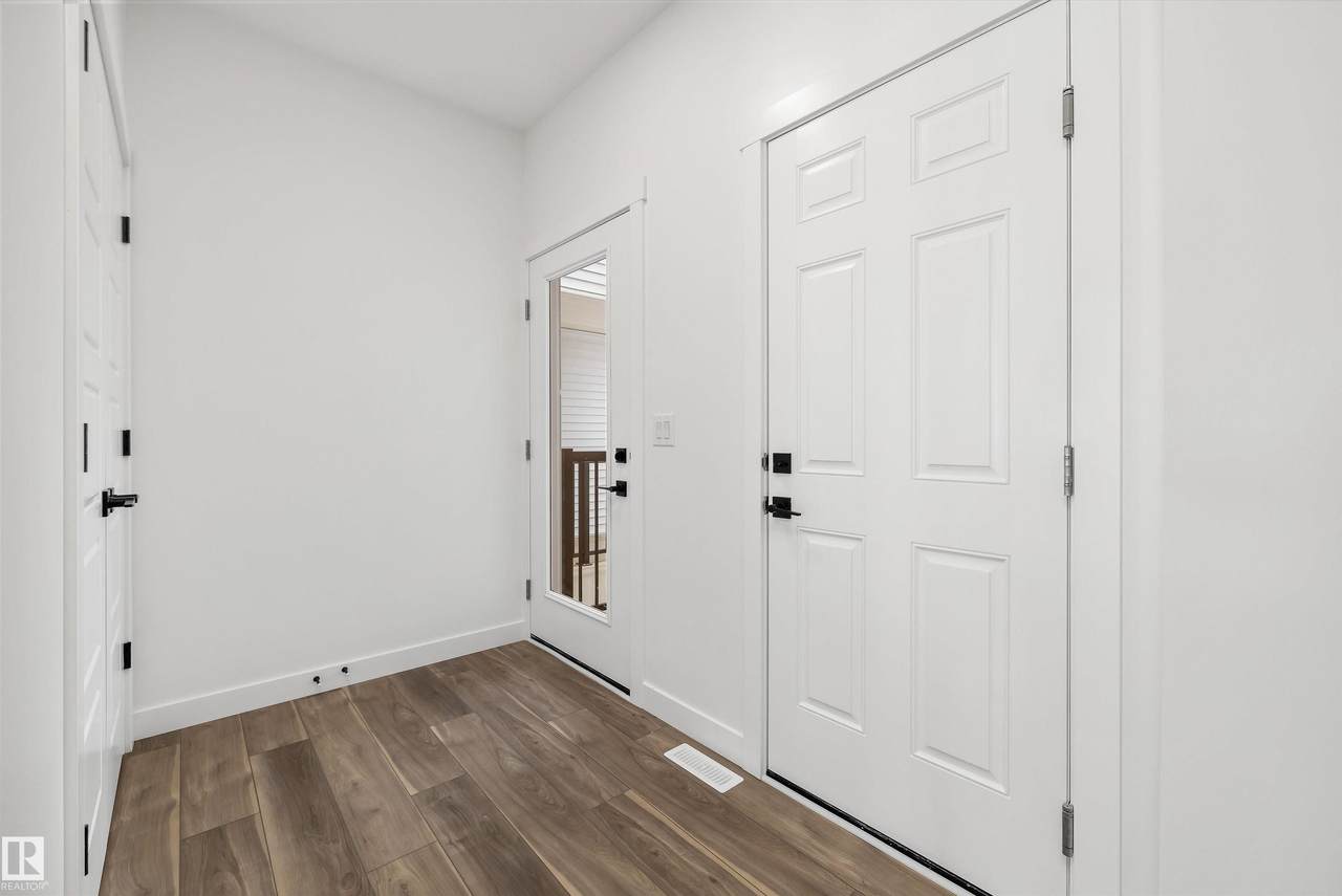 https://bt-photos.global.ssl.fastly.net/alberta/1280_boomver_1_E4502273-2.jpg