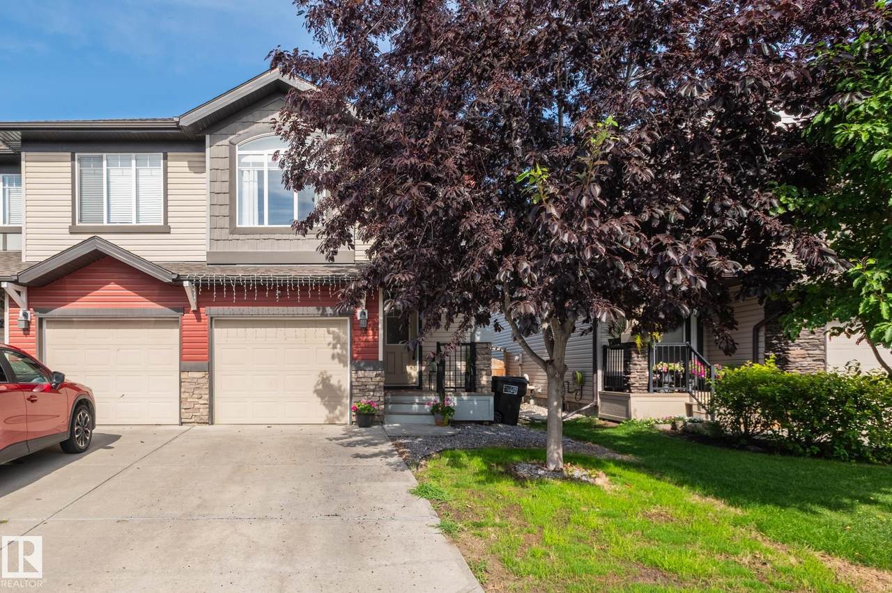 1747 Hammond Crescent - Photo 1