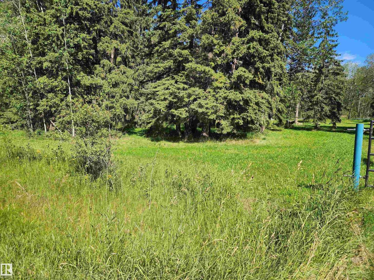 https://bt-photos.global.ssl.fastly.net/alberta/1280_boomver_1_E4502855-2.jpg