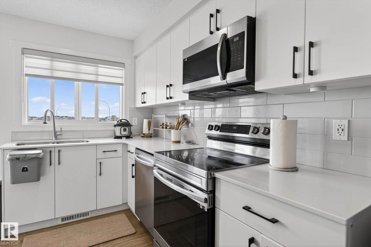 850 Secord Boulevard - Photo 1