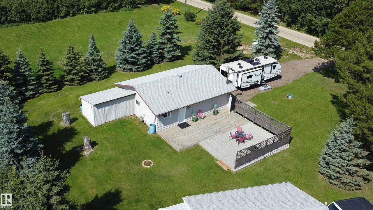 38 Lakeshore Drive - Photo 1