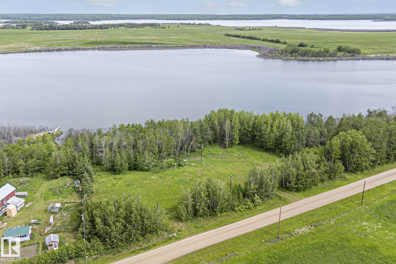 https://bt-photos.global.ssl.fastly.net/alberta/1280_boomver_1_E4505367-2.jpg