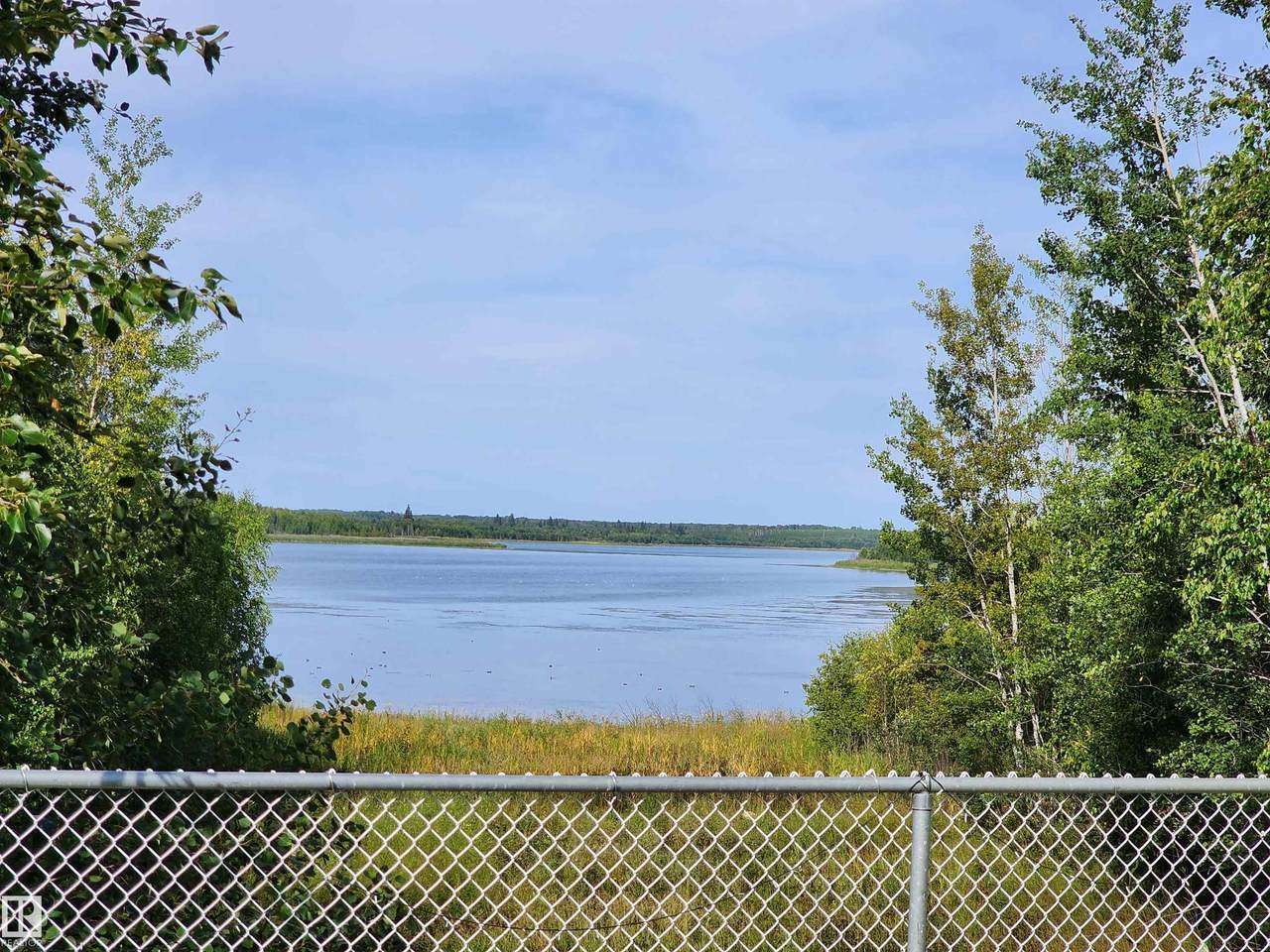 https://bt-photos.global.ssl.fastly.net/alberta/1280_boomver_1_E4505418-2.jpg