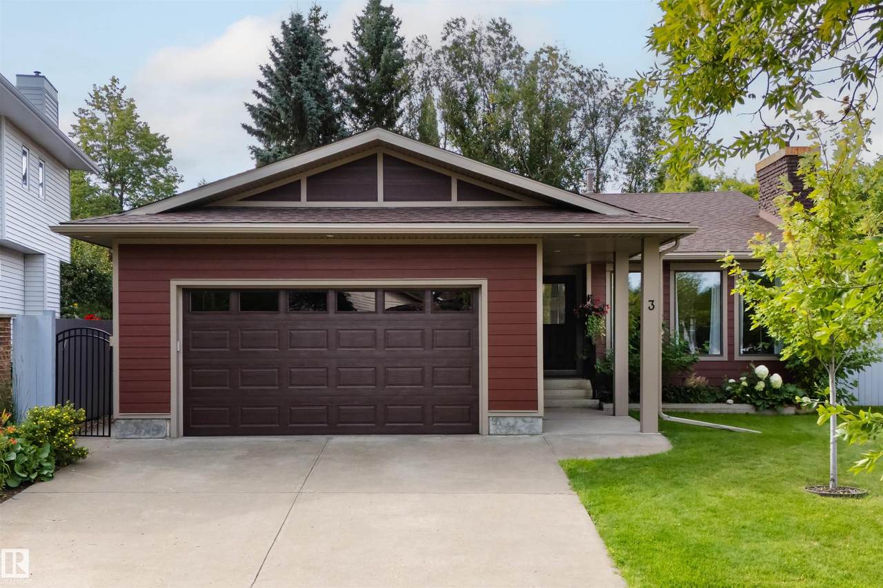 3 Hickory Crescent - Photo 1