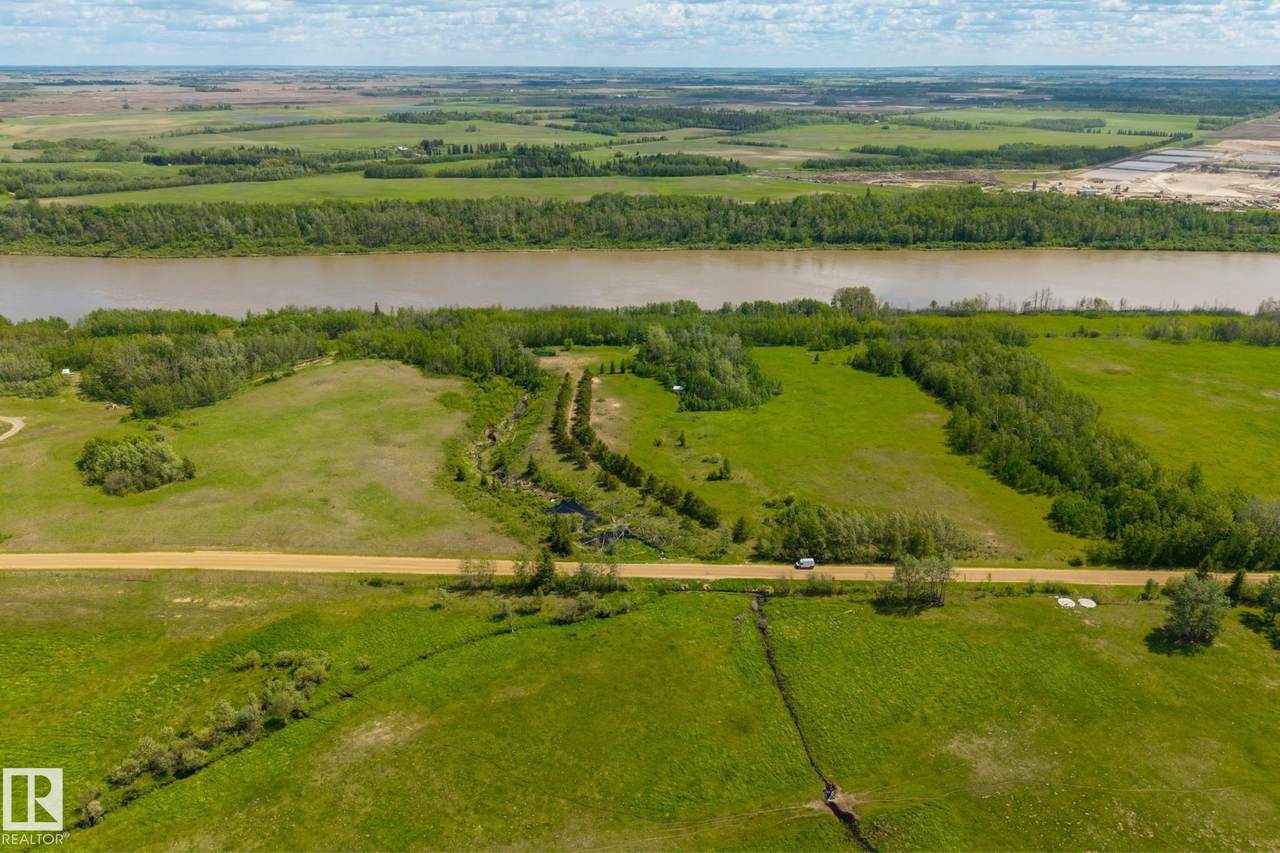 20321 Victoria Tr - Photo 1