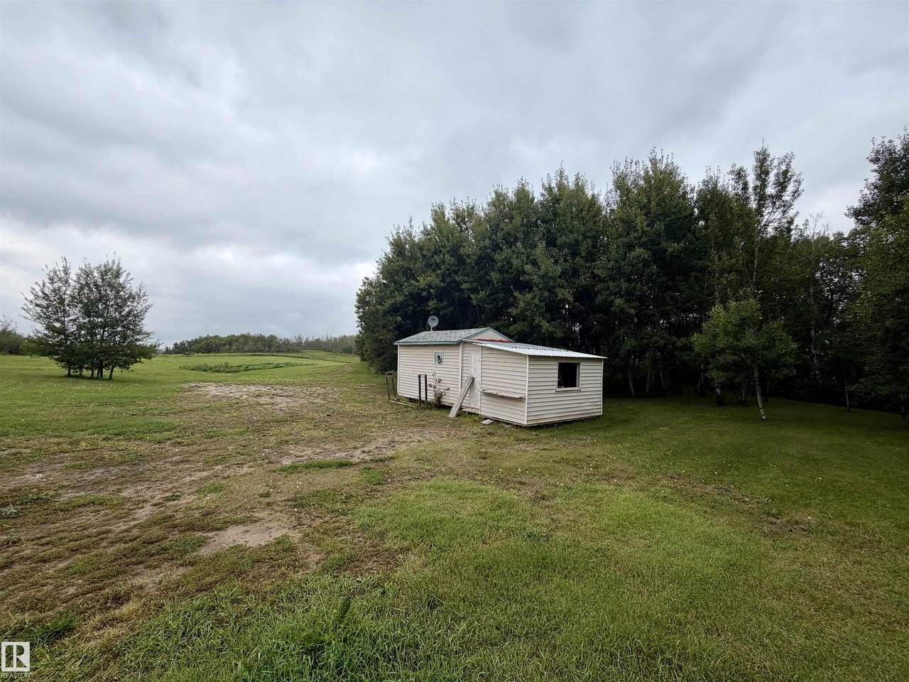 https://bt-photos.global.ssl.fastly.net/alberta/1280_boomver_1_E4507500-2.jpg