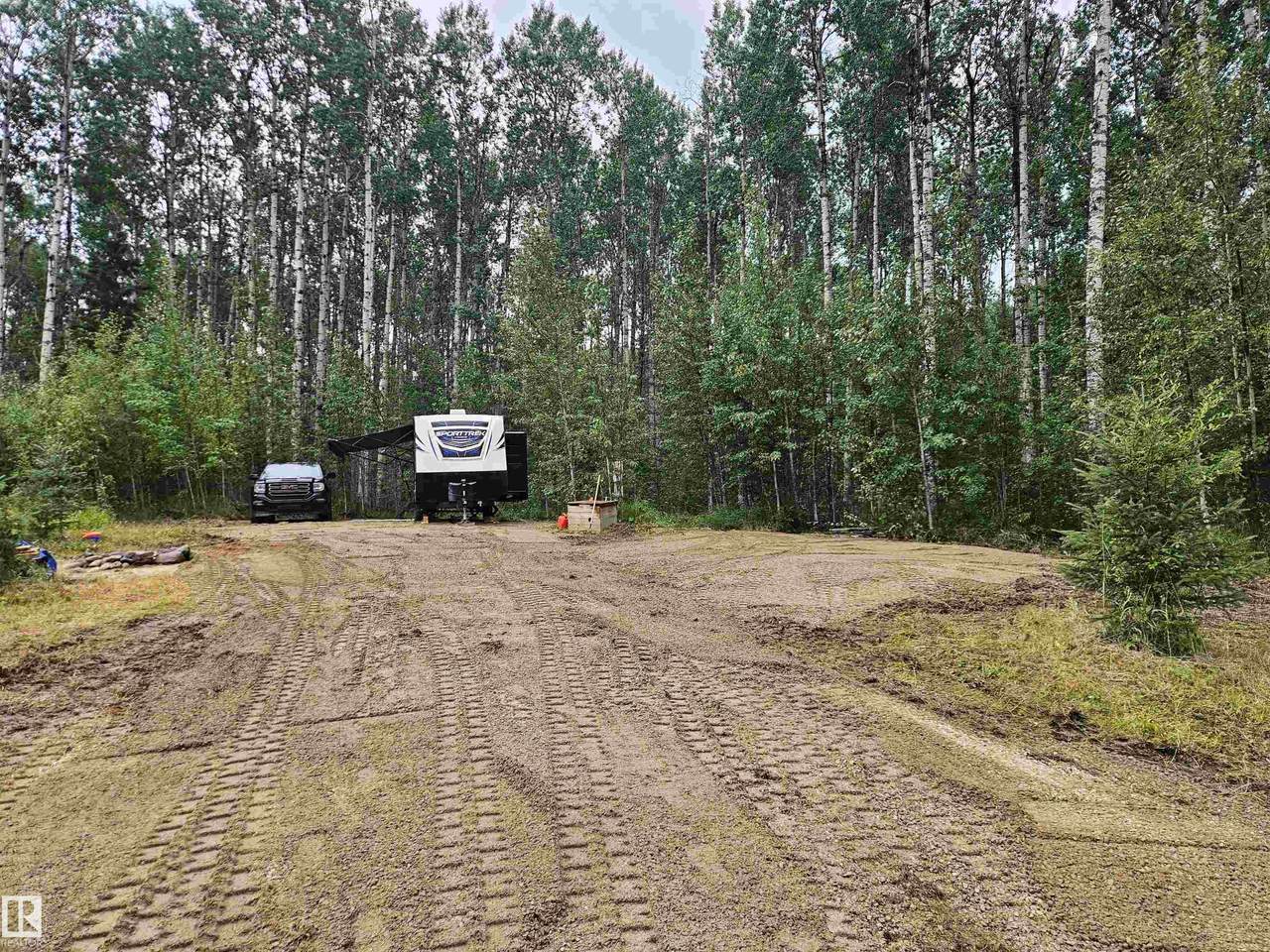 https://bt-photos.global.ssl.fastly.net/alberta/1280_boomver_1_E4507669-2.jpg