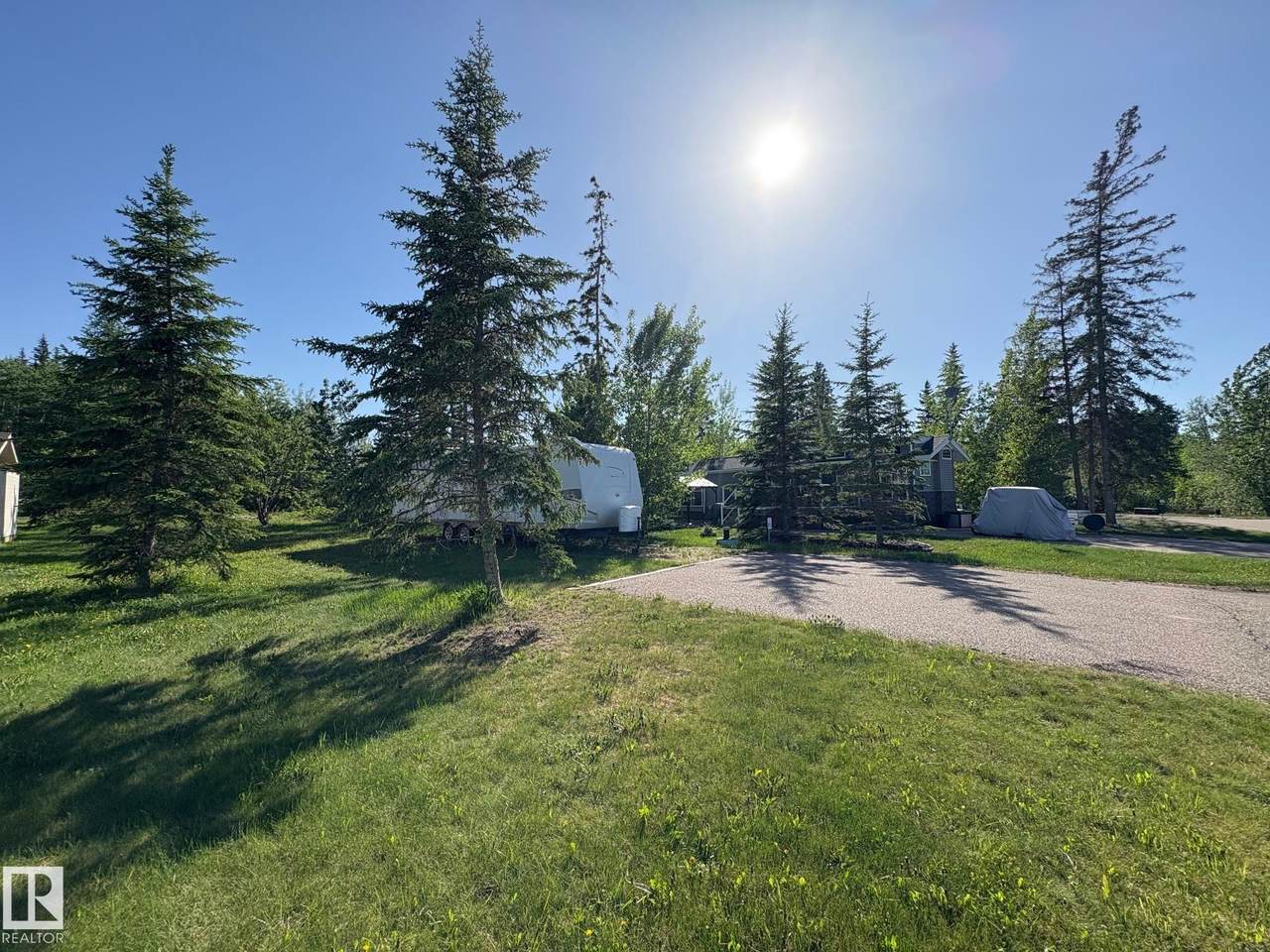 https://bt-photos.global.ssl.fastly.net/alberta/1280_boomver_1_E4508532-6.jpg