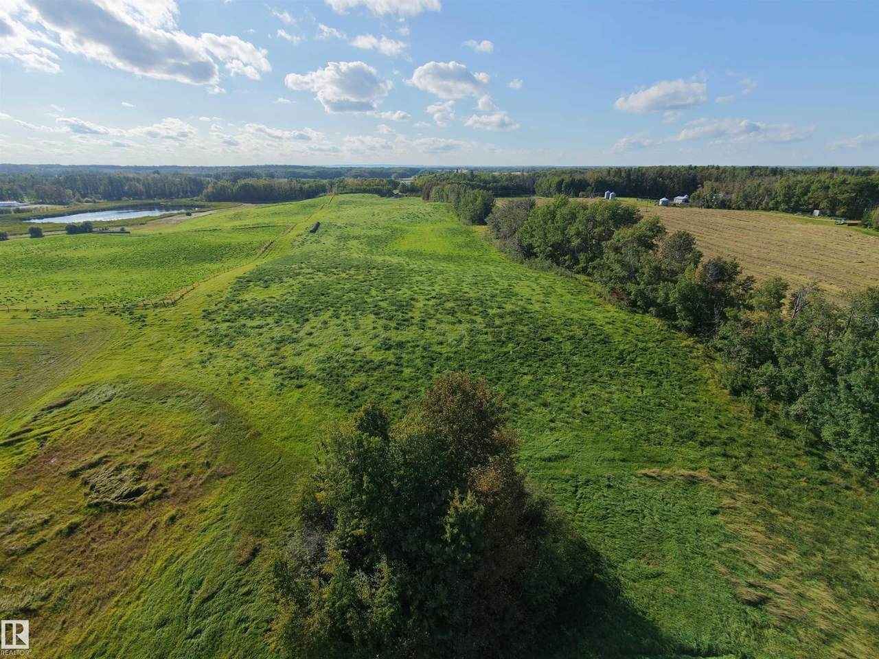 https://bt-photos.global.ssl.fastly.net/alberta/1280_boomver_1_E4508845-2.jpg
