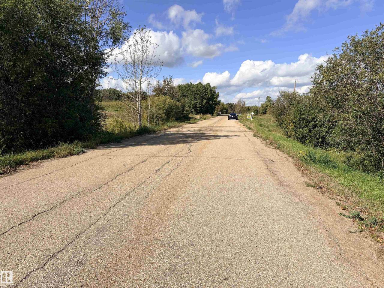 https://bt-photos.global.ssl.fastly.net/alberta/1280_boomver_1_E4509038-2.jpg