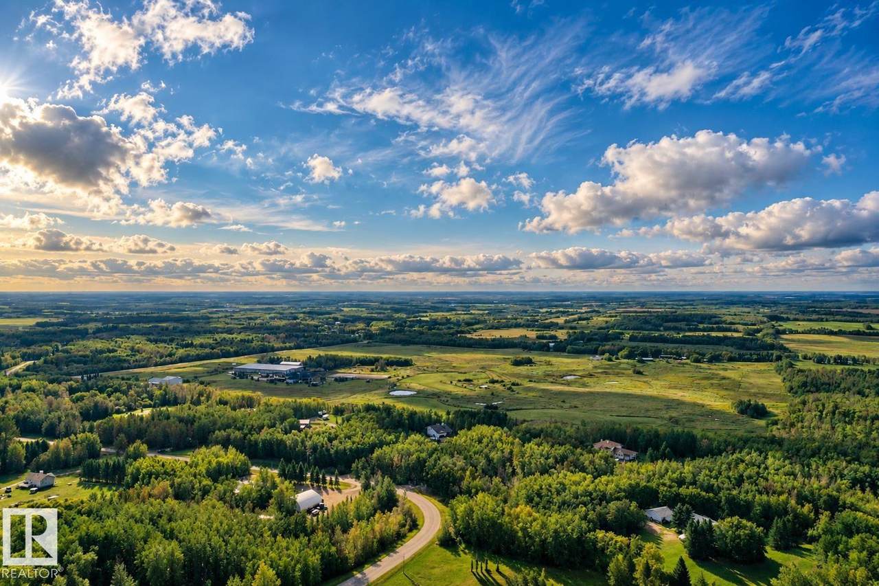 https://bt-photos.global.ssl.fastly.net/alberta/1280_boomver_1_E4509742-2.jpg