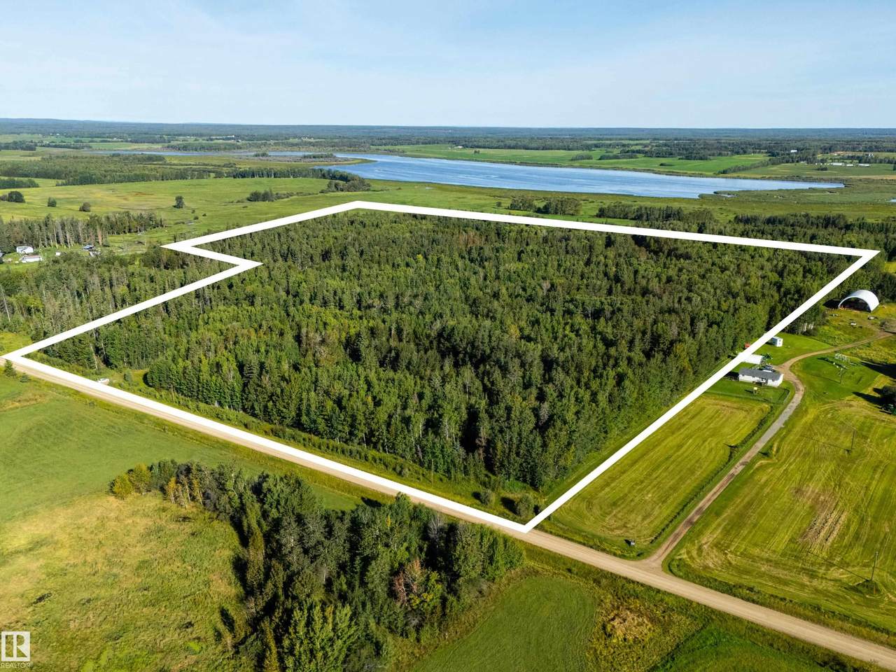 https://bt-photos.global.ssl.fastly.net/alberta/1280_boomver_1_E4509883-2.jpg