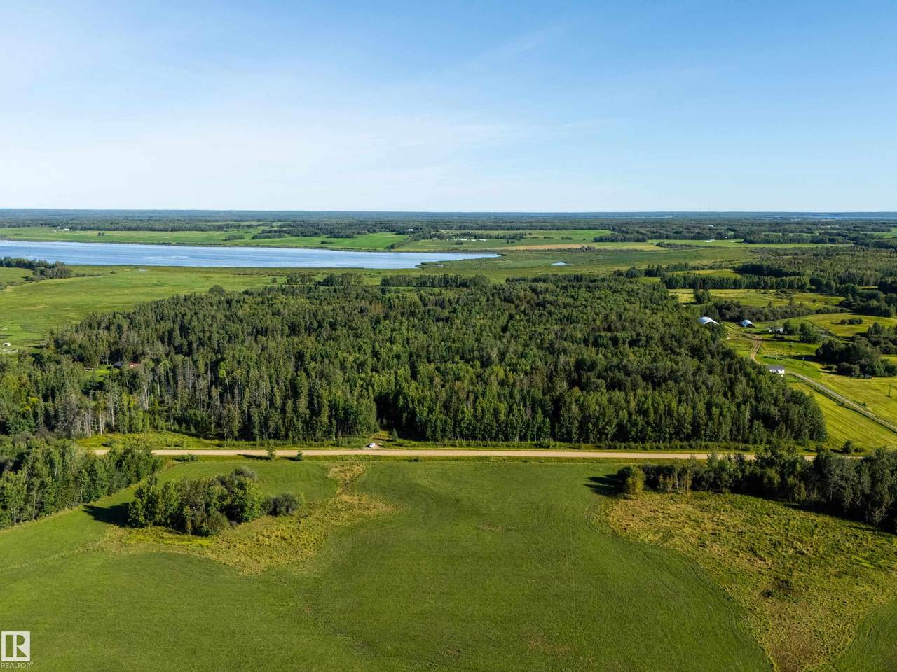 https://bt-photos.global.ssl.fastly.net/alberta/1280_boomver_1_E4509883-2.jpg