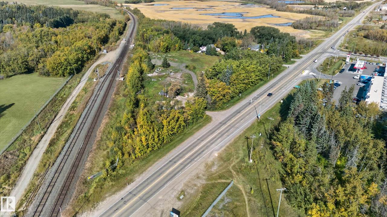 https://bt-photos.global.ssl.fastly.net/alberta/1280_boomver_1_E4510376-2.jpg