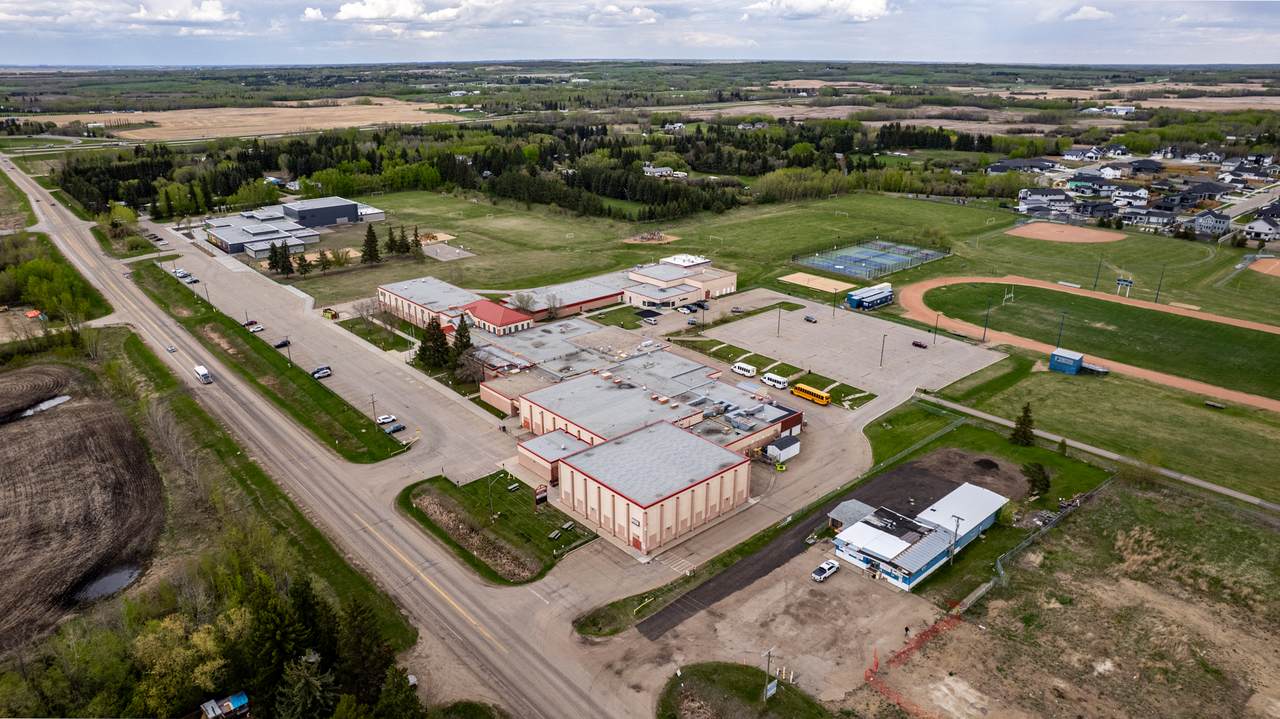 https://bt-photos.global.ssl.fastly.net/alberta/1280_boomver_2_45498777-2.jpg