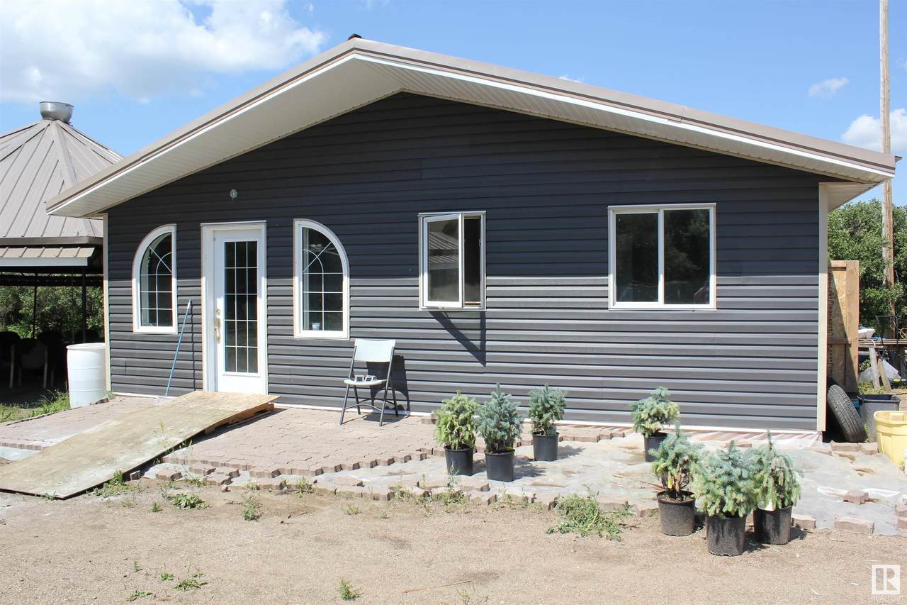 110044 Twp Rd 541 - Photo 1