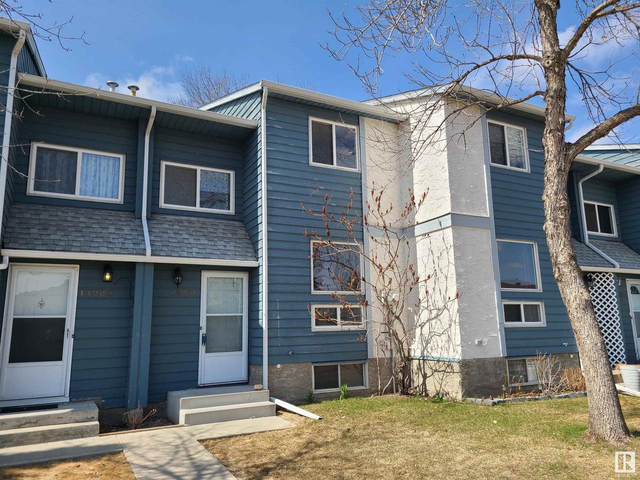 14206 31 Street - Photo 1