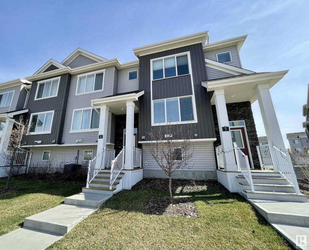 6 2121 Haddow Drive - Photo 1