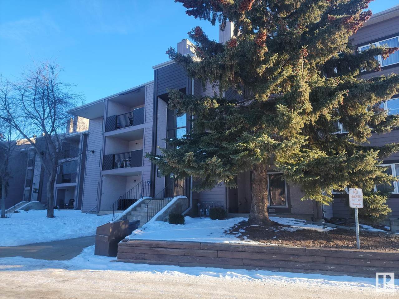 302 55 Akins Drive - Photo 1