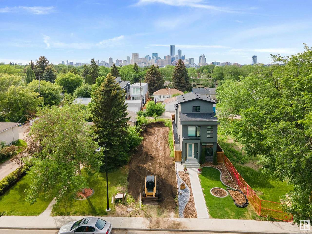 9606 86 Street - Photo 1