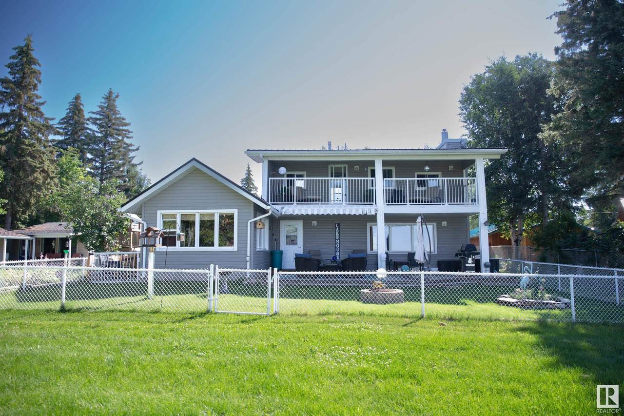 722 7 Street - Photo 1