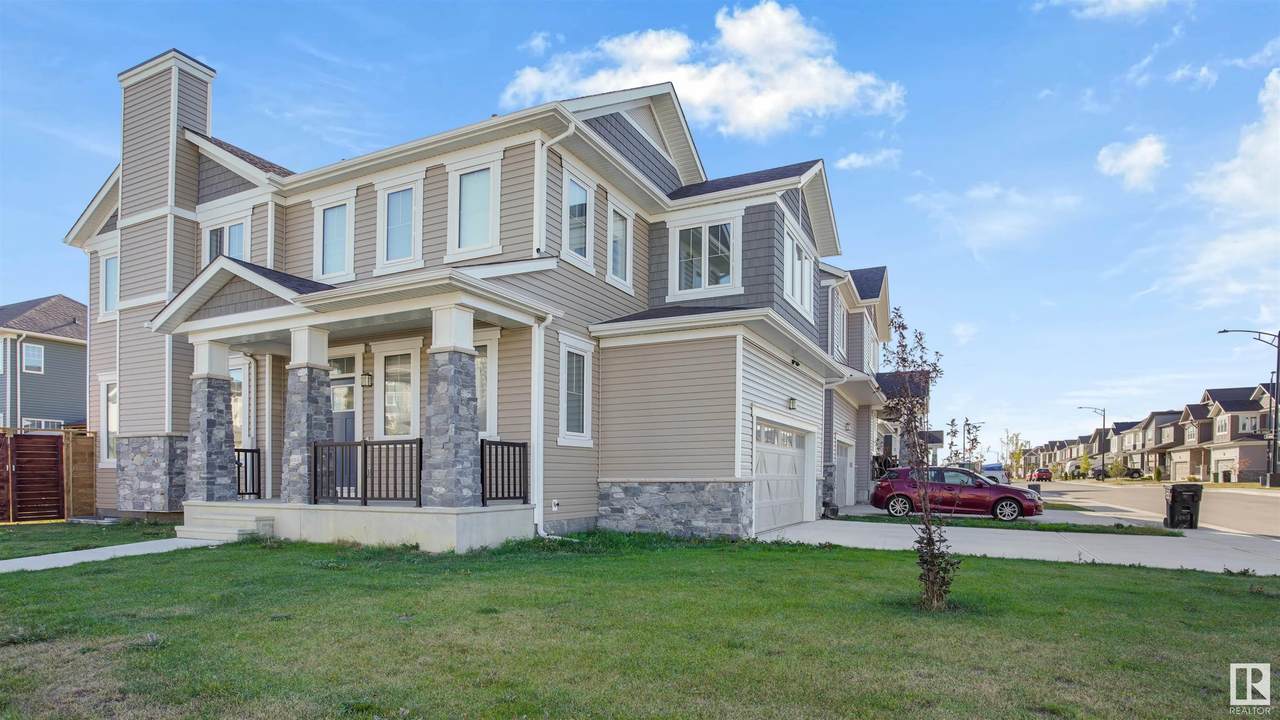 1536 200 Street - Photo 1