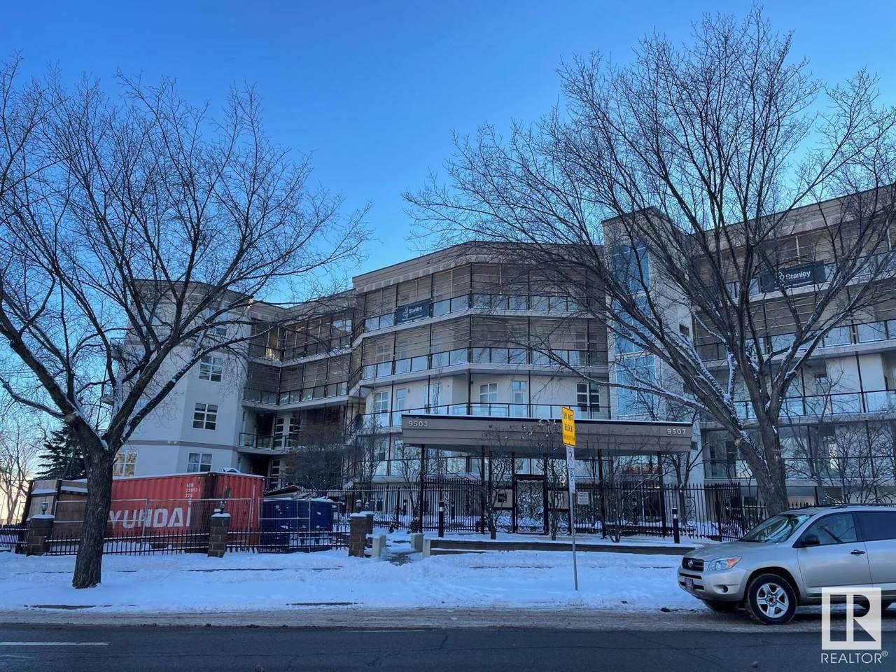 204 9503 101 Avenue - Photo 1