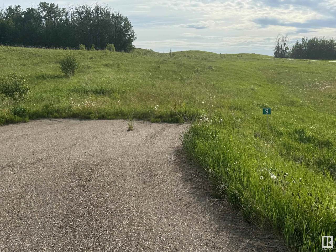 https://bt-photos.global.ssl.fastly.net/alberta/1280_boomver_2_E4441063-2.jpg