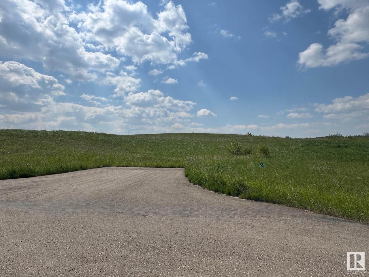 https://bt-photos.global.ssl.fastly.net/alberta/1280_boomver_2_E4441192-2.jpg