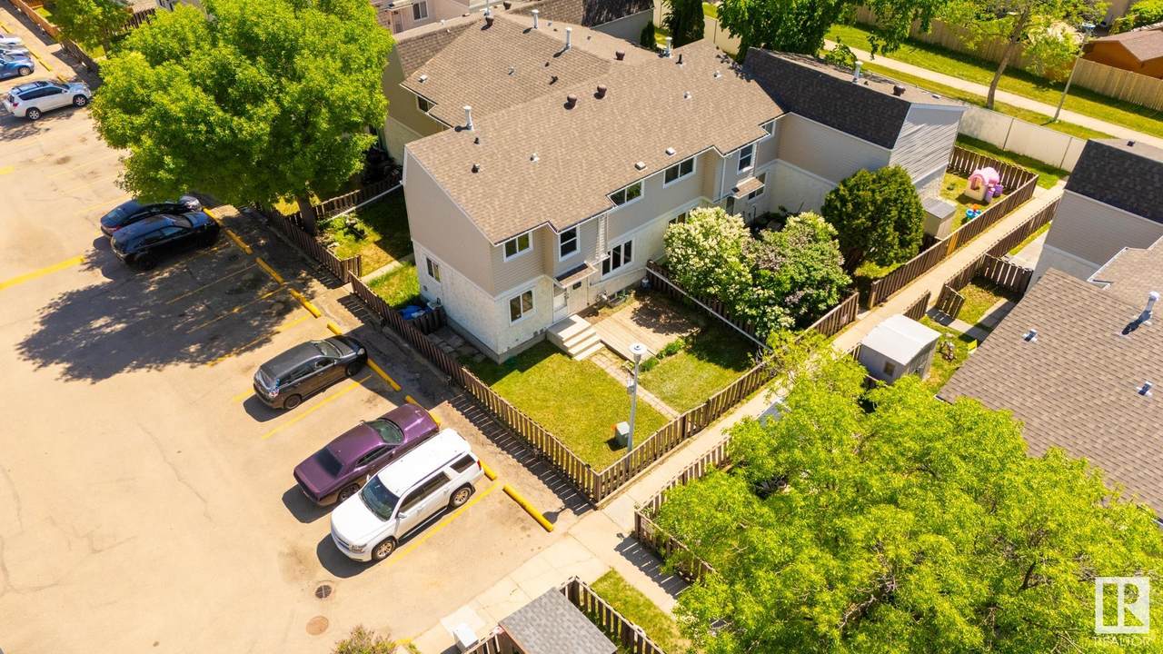 3F Clareview Village - Photo 1