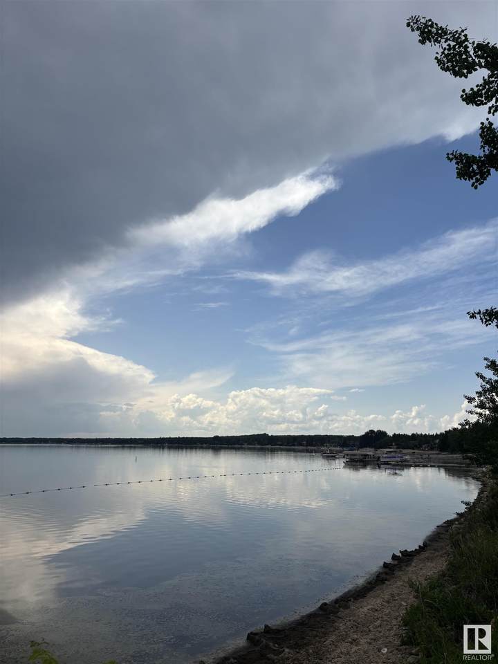 https://bt-photos.global.ssl.fastly.net/alberta/1280_boomver_1_E4443862-2.jpg