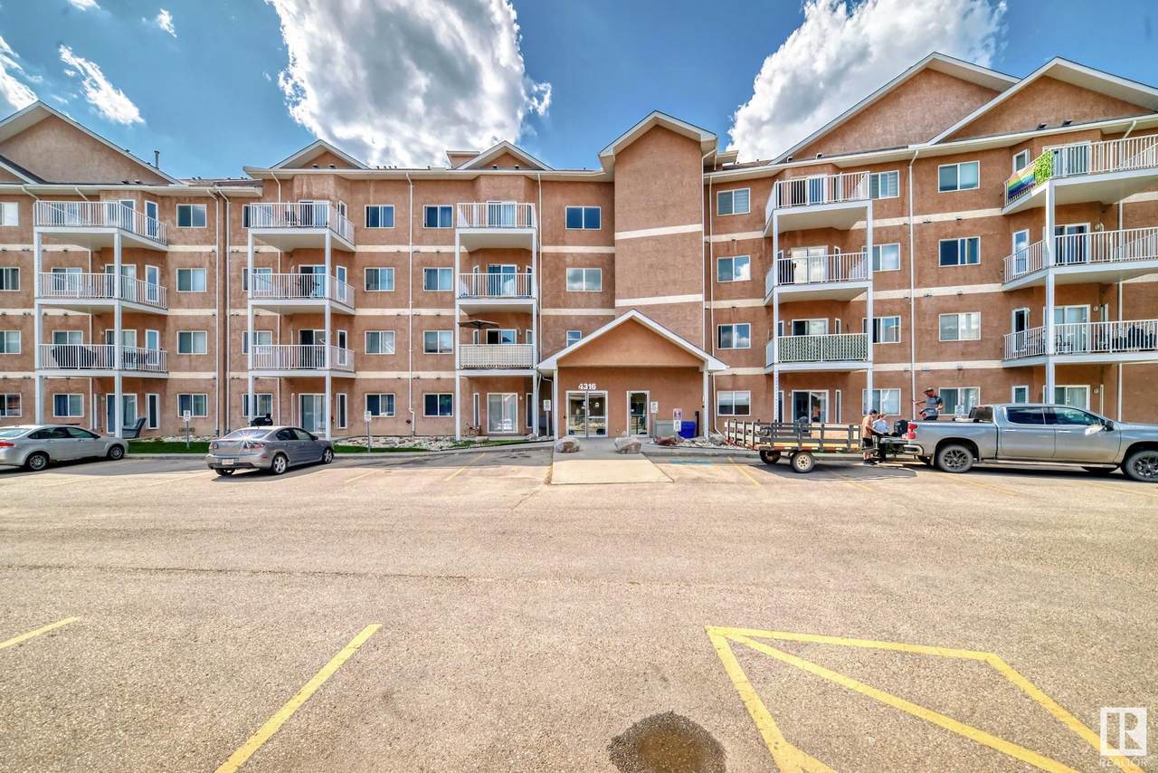 4316 139 Avenue - Photo 1