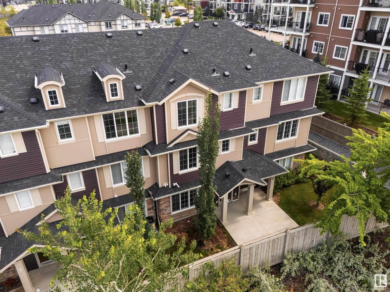 20 Augustine Crescent - Photo 1