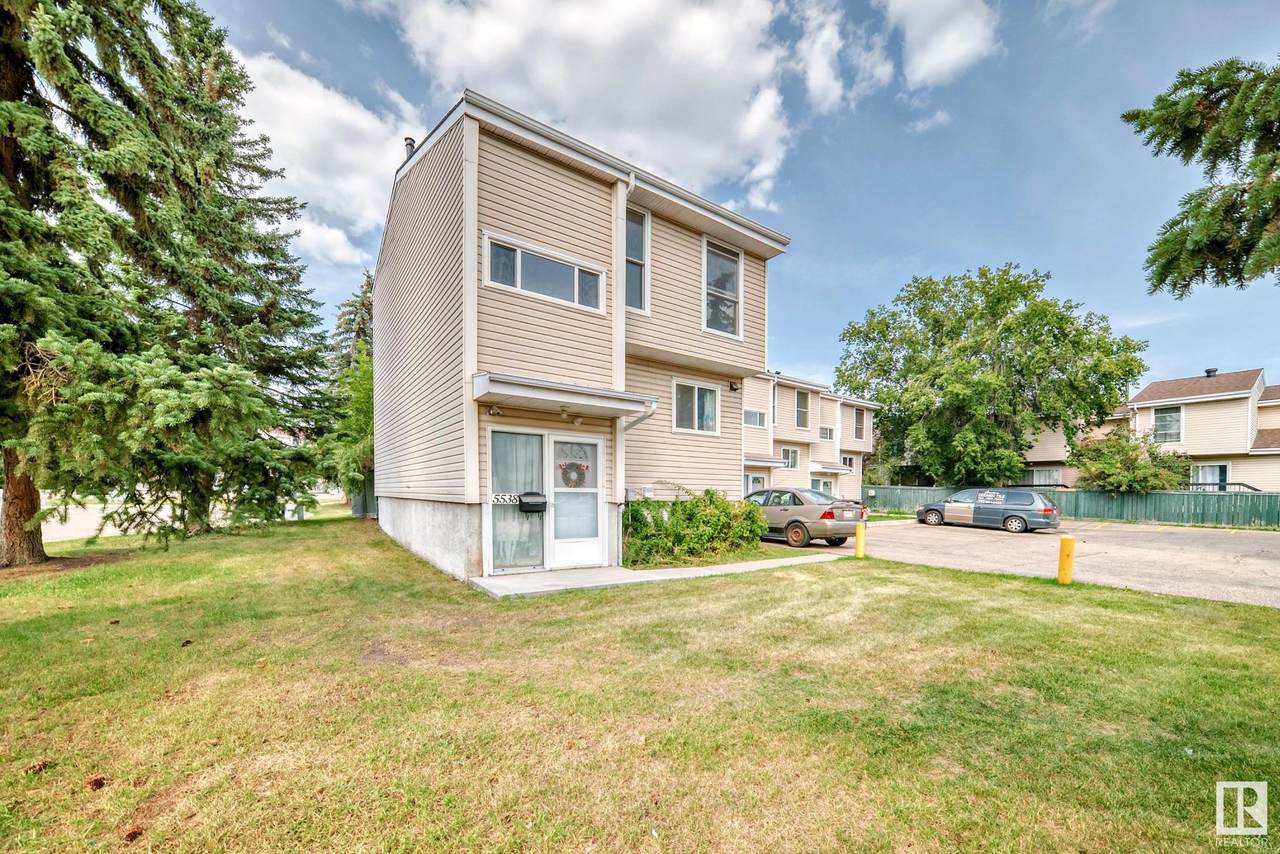 5538 145 Avenue - Photo 1